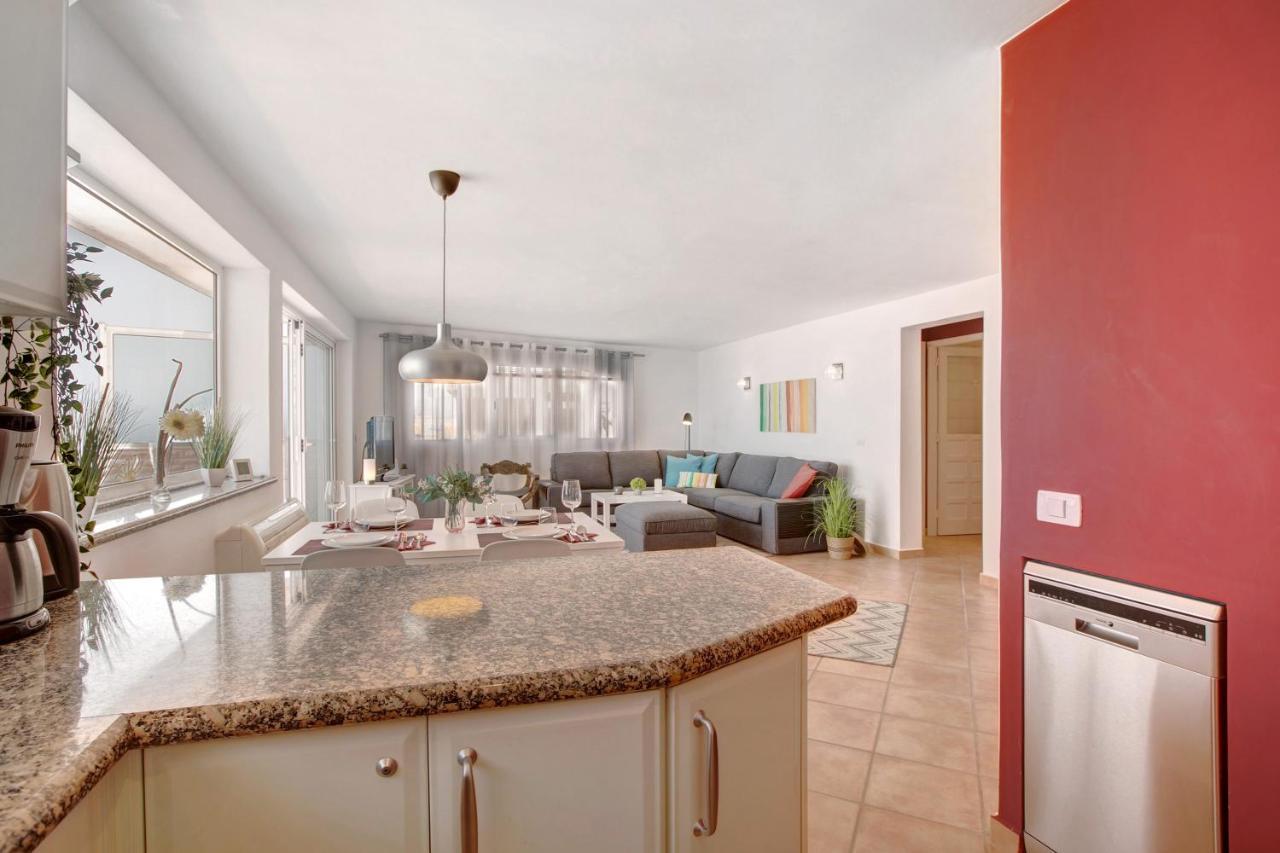 Apartment Seaside ロス・レアレホス エクステリア 写真